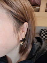 j. review photo