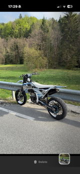 Matej review photo