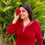 Meena Mishra review photo