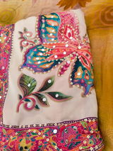 Seema review photo