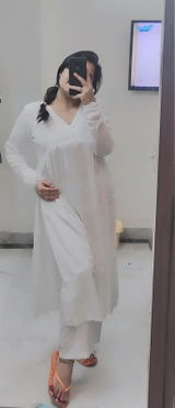 Aarti solanki review photo
