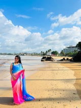 Neha Tripathi review photo