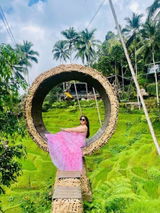 neha tyagi review photo