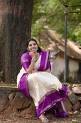 Pavithra V review photo