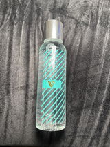 Madison Artist review photo