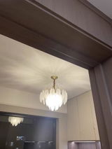 Marie Emin review photo