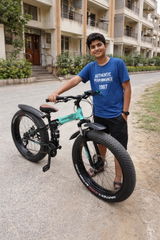 Yashwin review photo