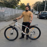Nitin Bhati review photo