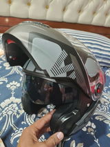 Aftab Hassan review photo