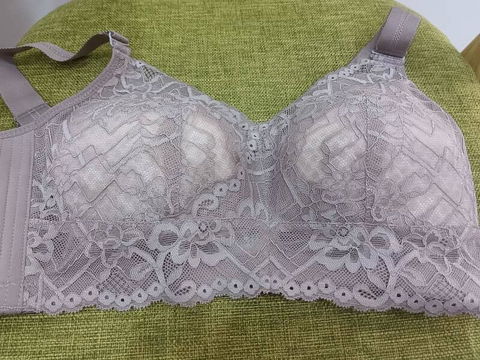 【2枚セットで¥5,990円】VEIMIA 胸を小さく見せるブラ | フルカップタイプで胸をすっぽり包み込み、すっきり整える。ハニカム構造の生地を採用し、通気性抜群。幅広アンダーで胸をしっかりサポート、たるみを効果的に改善！