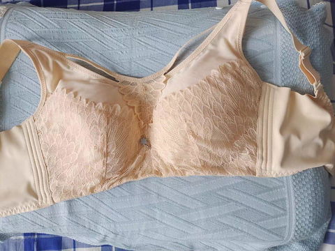【2枚セットで¥5,990円】VEIMIA 胸を小さく見せるブラ | 特別にデザインされたカットと構造で、バストを綺麗に分散して着痩せ効果を実現！脇高設計を採用し、サイドに流れたバストも引き寄せ！