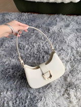 Bruna review photo
