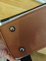 Manon review photo