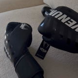 Anonyme review photo