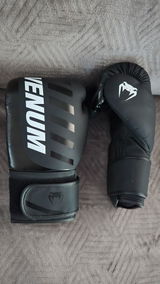 Anonyme review photo