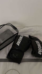 Anonyme review photo