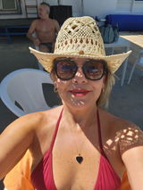 Viviane N. review photo