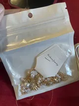 R. Xiomar review photo