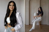 Caroline. A review photo