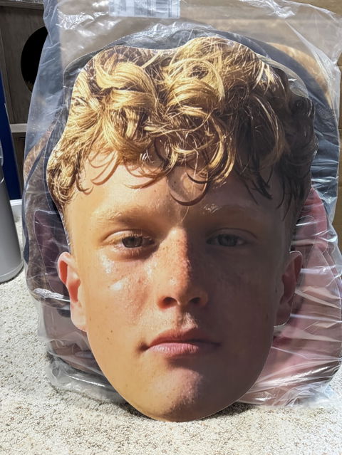 Giant Big Heads