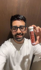Aryan Jhaveri review photo