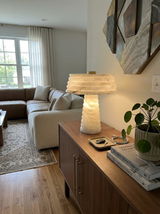 Jocelyn Dulles review photo