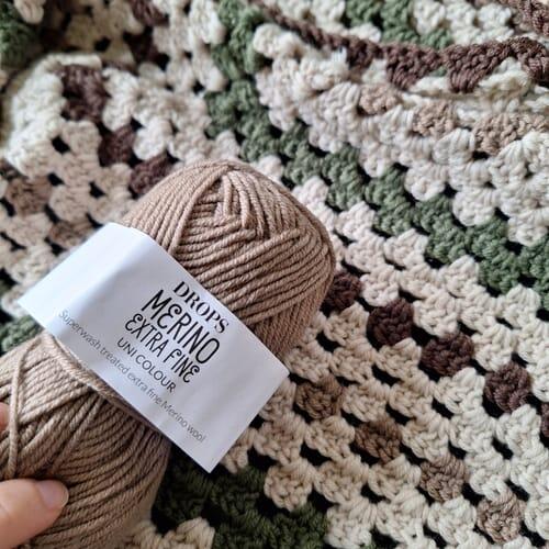 DROPS Merino Extra Fine – Hanna V.