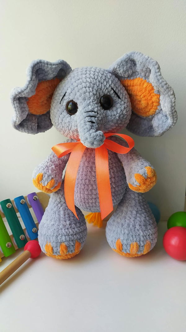 HiMALAYA Dolphin Baby – Hanna Kachkaieva