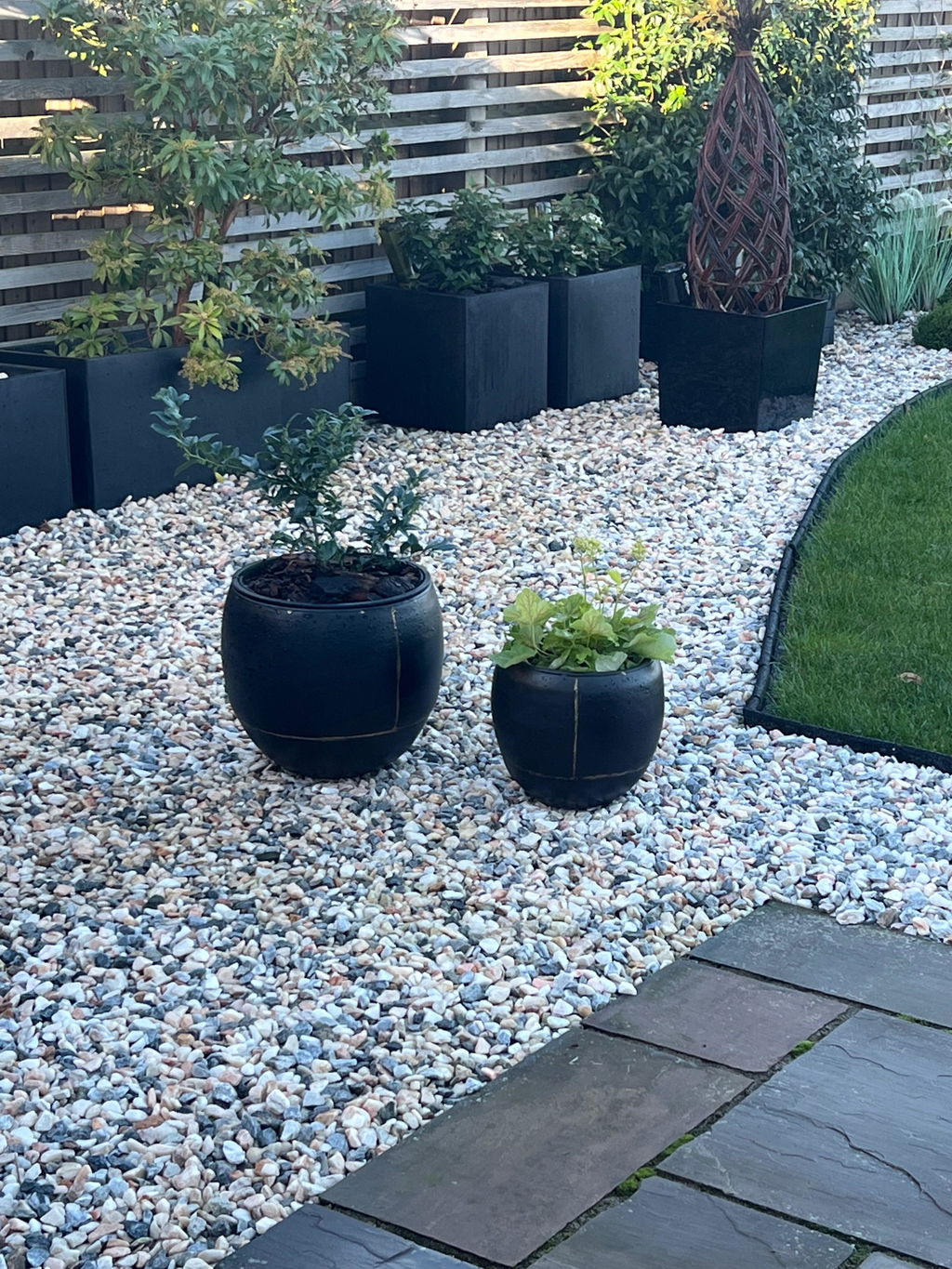 Black Iron Globe Planter