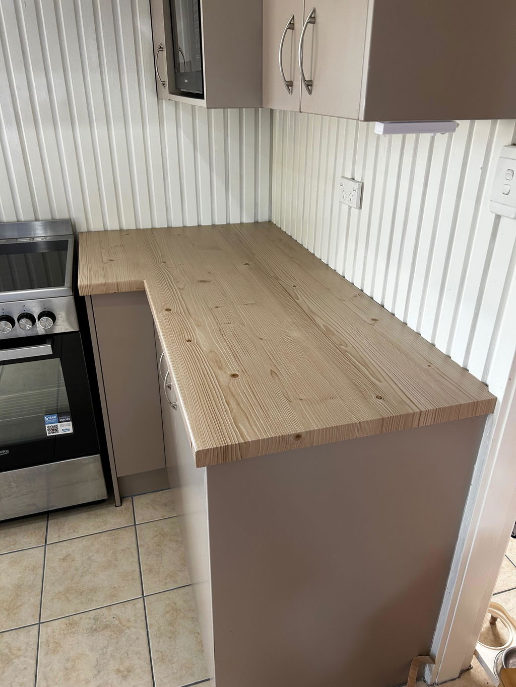 Jura Pine | Adhesive Vinyl - various sizes