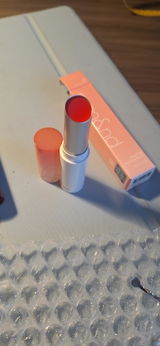 l.g. review photo