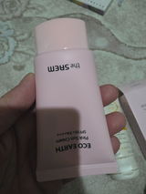 C. review photo