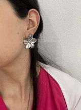 Yana review photo