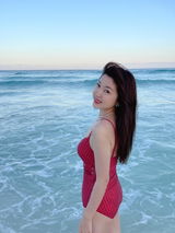 Yuzhe Zhang review photo