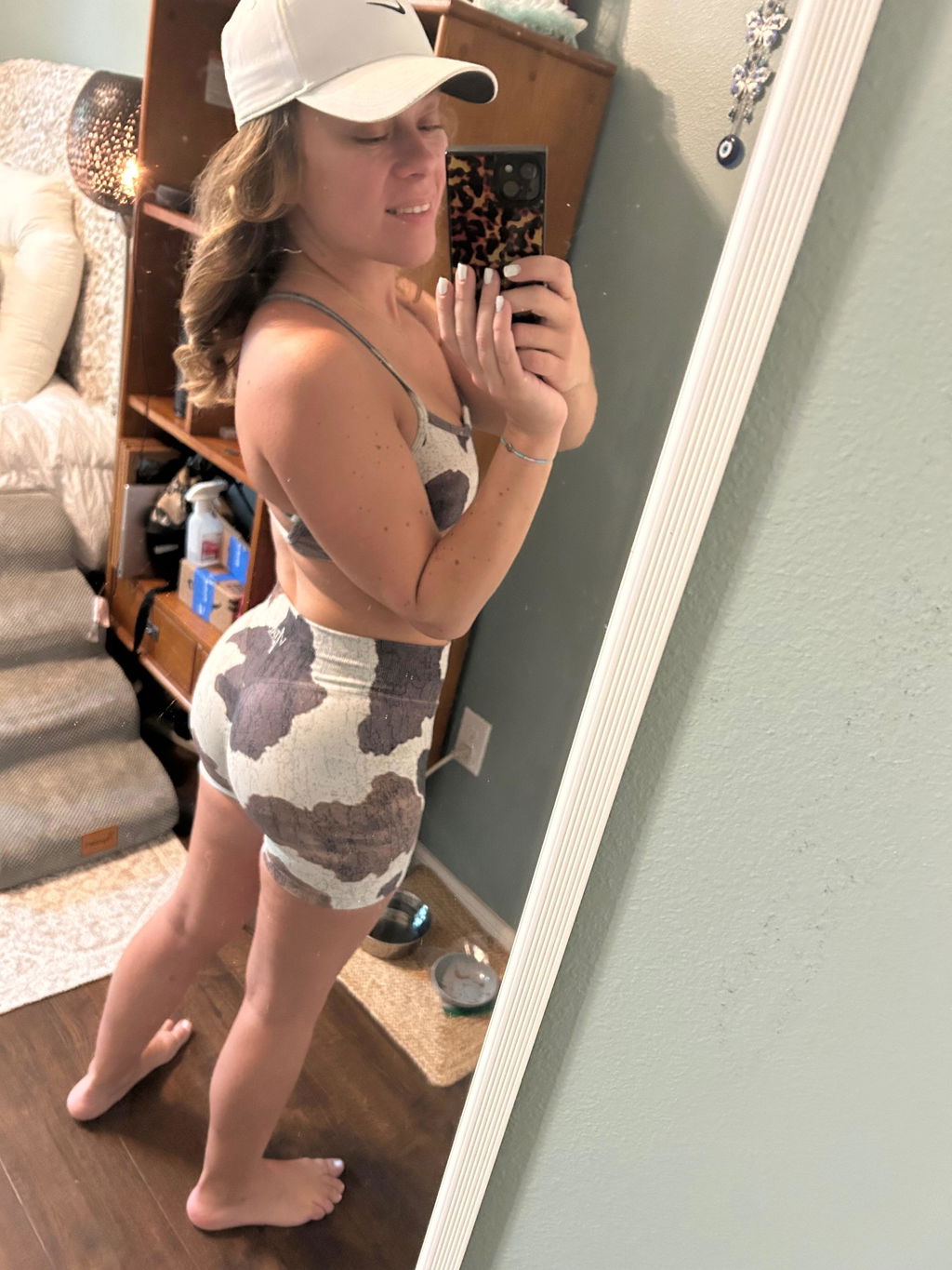 Pinnacle Seamless Scrunch Butt Shorts 4" - Rustic Cow Print