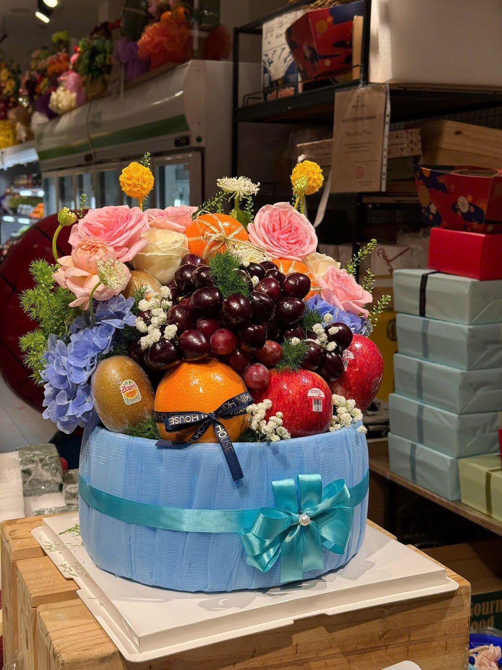 Giỏ Trái Cây Táo, Cherry Tông Hồng Pastel Lý Tưởng Tặng Phái Đẹp
