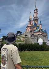Vic review photo