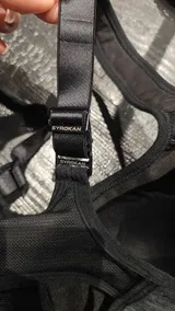 H***z review photo