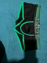J***z review photo