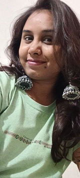 Vandana Yadav review photo