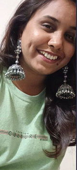 Vandana Yadav review photo