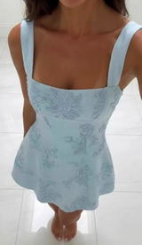 Ariana review photo