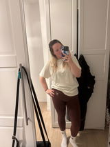 Claudia review photo