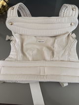 By Loro PR review photo