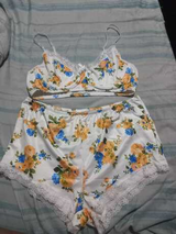 Melissa review photo