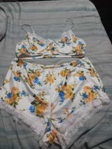 Melissa review photo