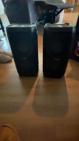 N. review photo