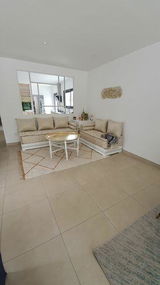 L.A. review photo