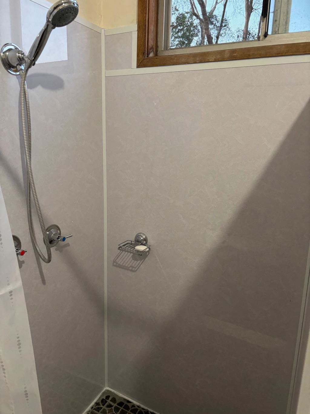 Pearl White Bathroom Wall Panel