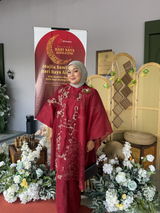 Azura Arifin review photo